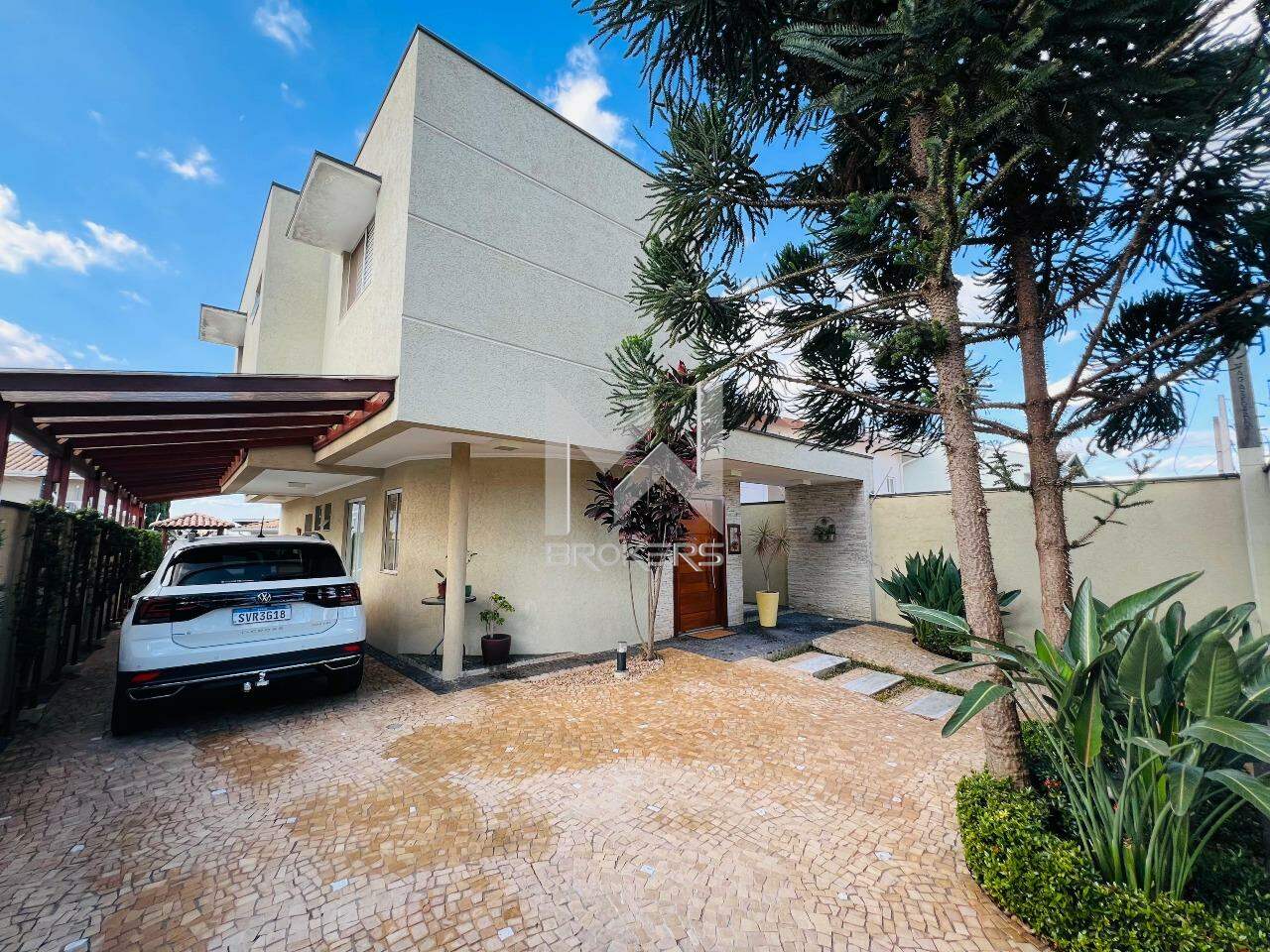 Casa à venda no Jardim Paiquerê: fachada