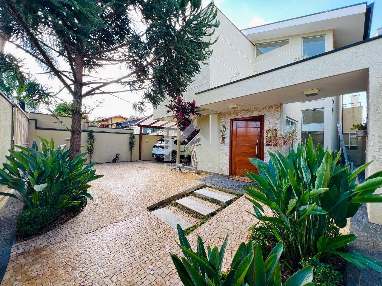 Casa à venda no Jardim Paiquerê: fachada