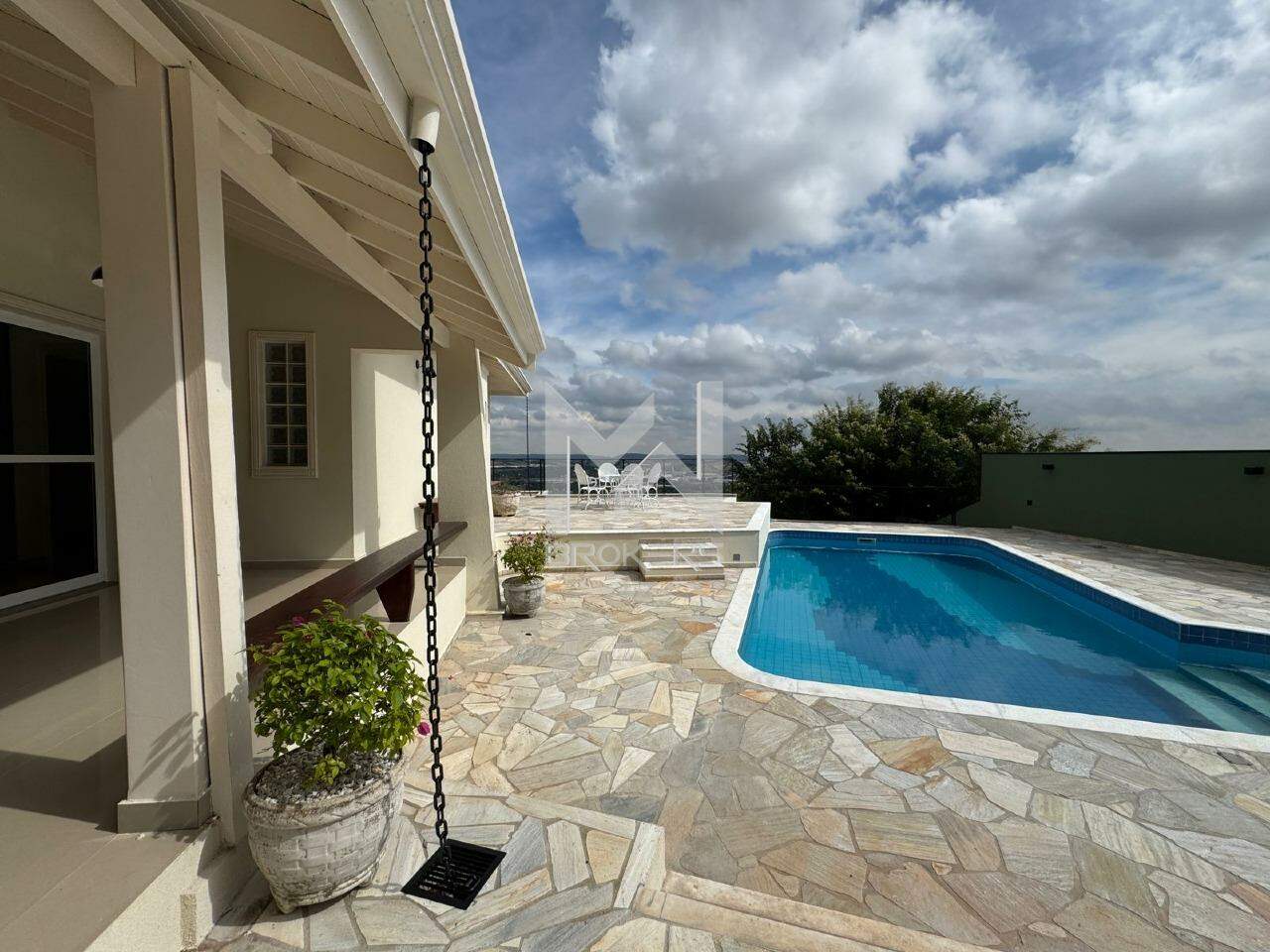 Casa em Condomínio para aluguel no Condomínio São Joaquim: Piscina