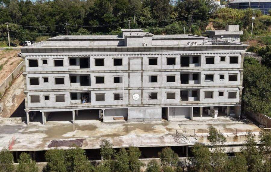 Apartamento à venda no Pinheirinho: Obra