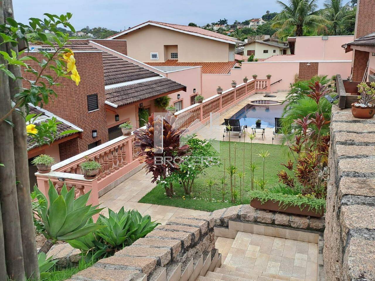 Casa para aluguel no Condomínio Marambaia: piscina