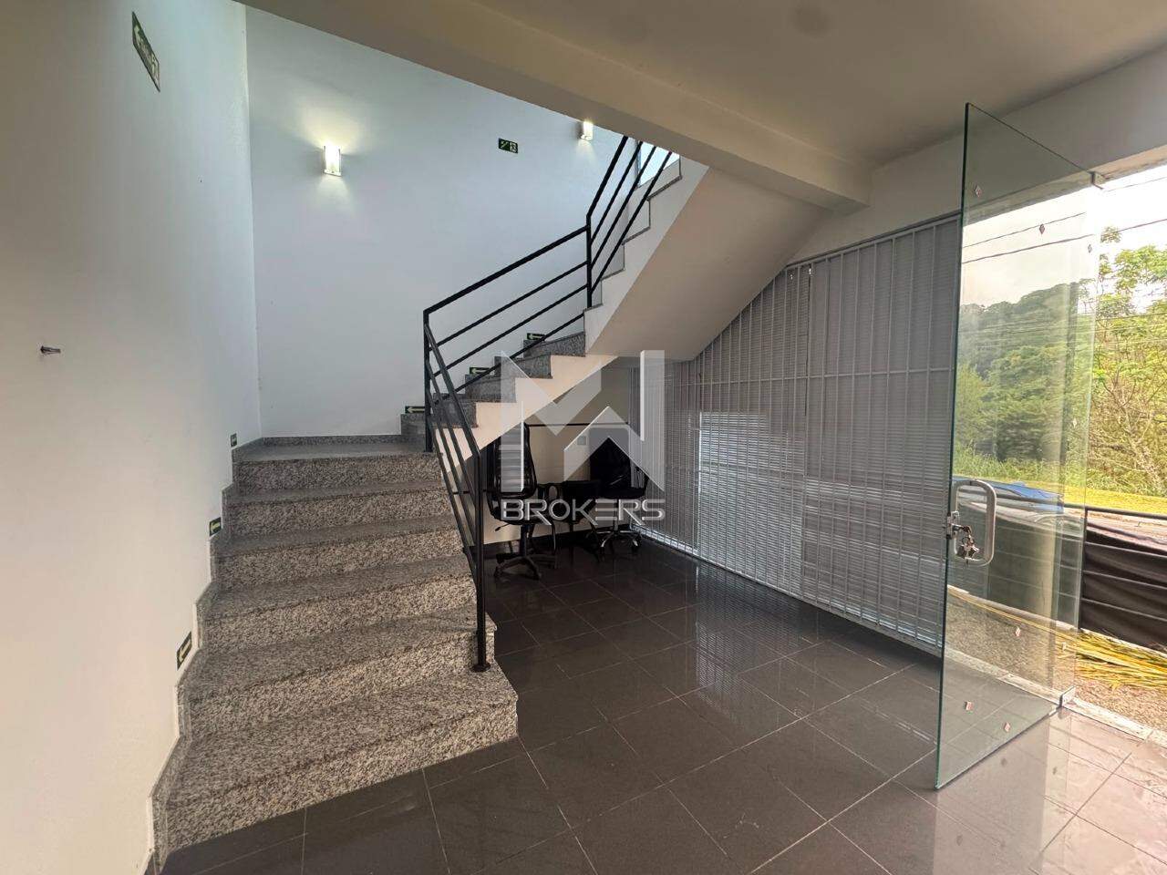 Salão Comercial para aluguel no Parque Nova Suiça: Entrada/recepção