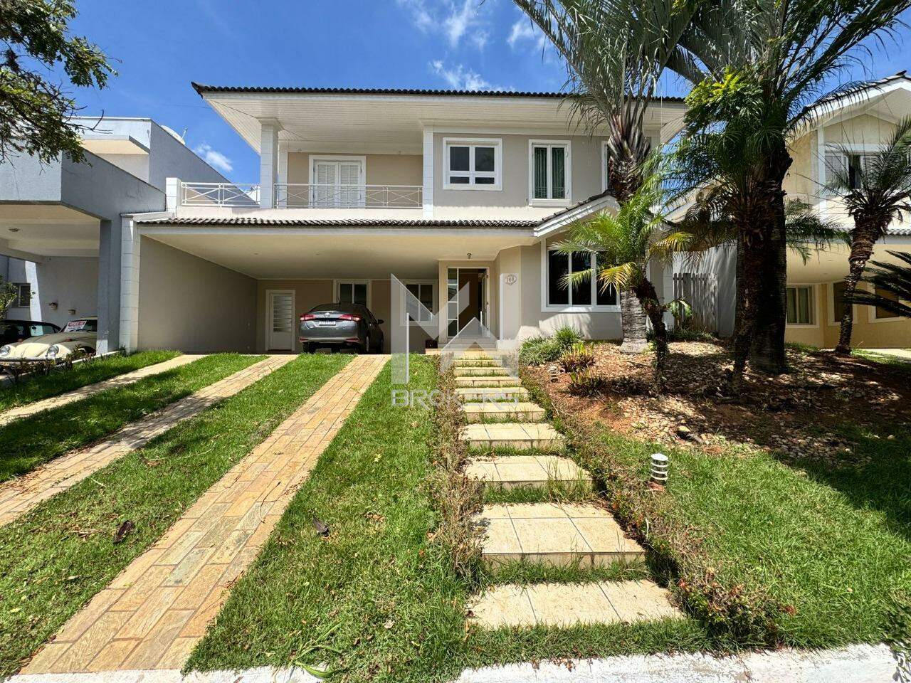Casa em Condomínio para aluguel no Villaggio Capríccio: fachada