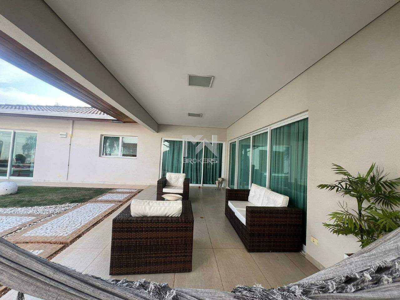 Casa em Condomínio à venda no Condomínio Jardim Paulista II: varanda com redário