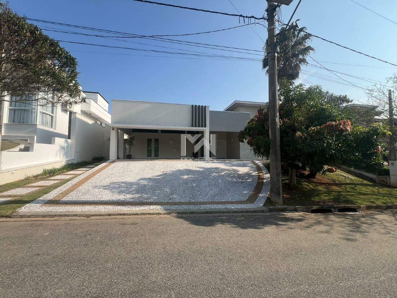 Casa em Condomínio à venda no Condomínio Jardim Paulista II: fachada