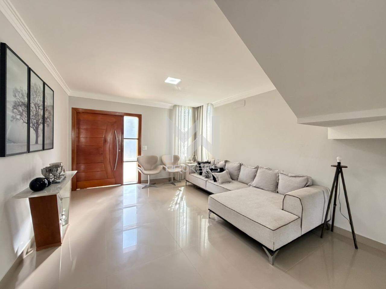 Casa em Condomínio à venda no Swiss Park: Sala de estar