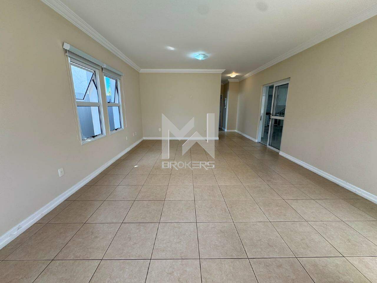 Casa em Condomínio para aluguel no Santa Rosa: sala