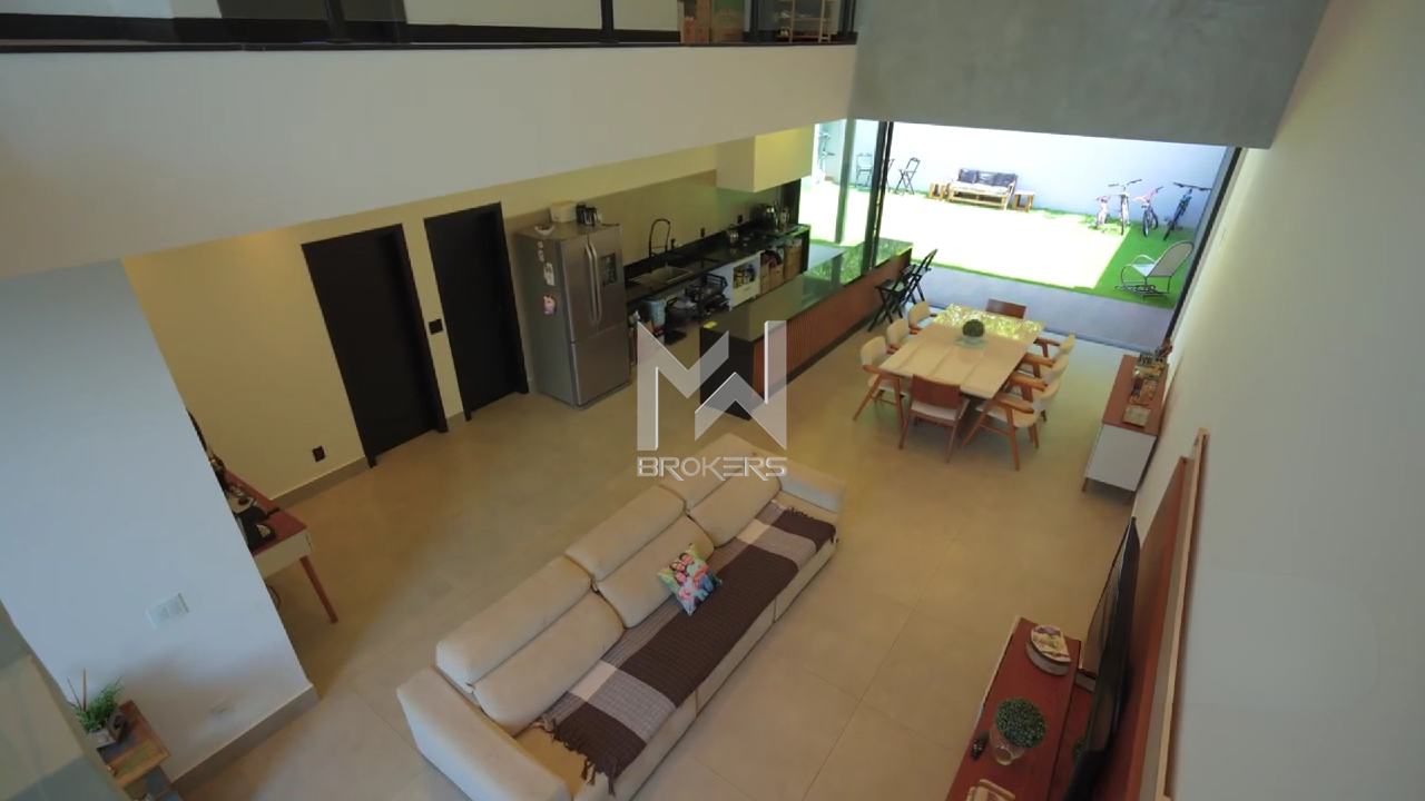 Casa à venda no Pinheirinho: Salas integradas
