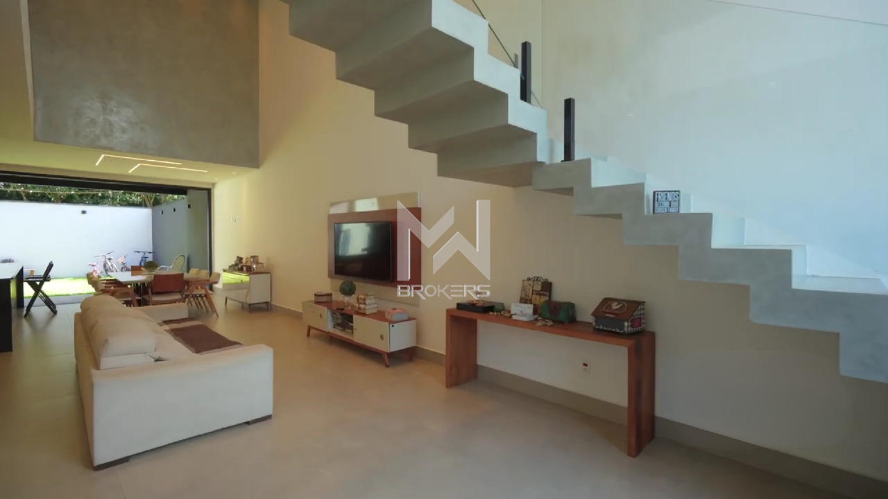 Casa à venda no Pinheirinho: Salas integradas