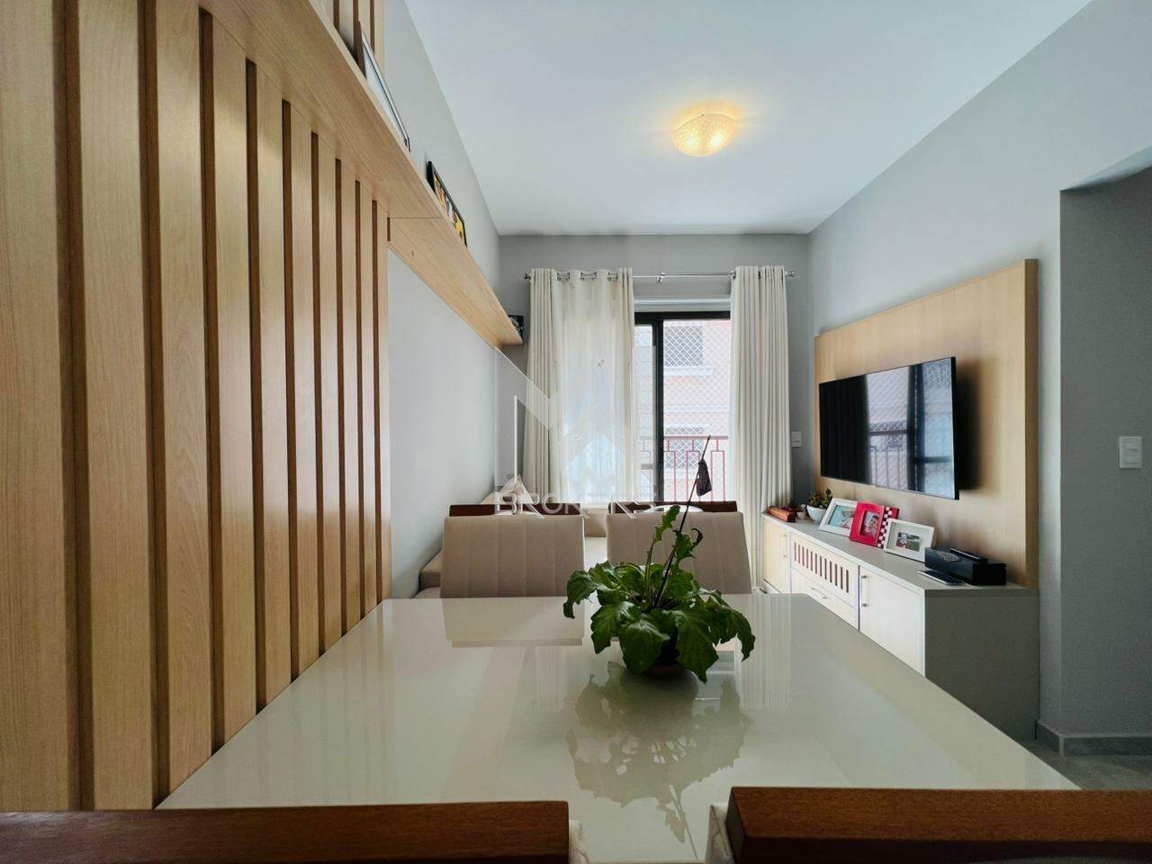 Apartamento à venda no Pinheirinho: Salas integradas