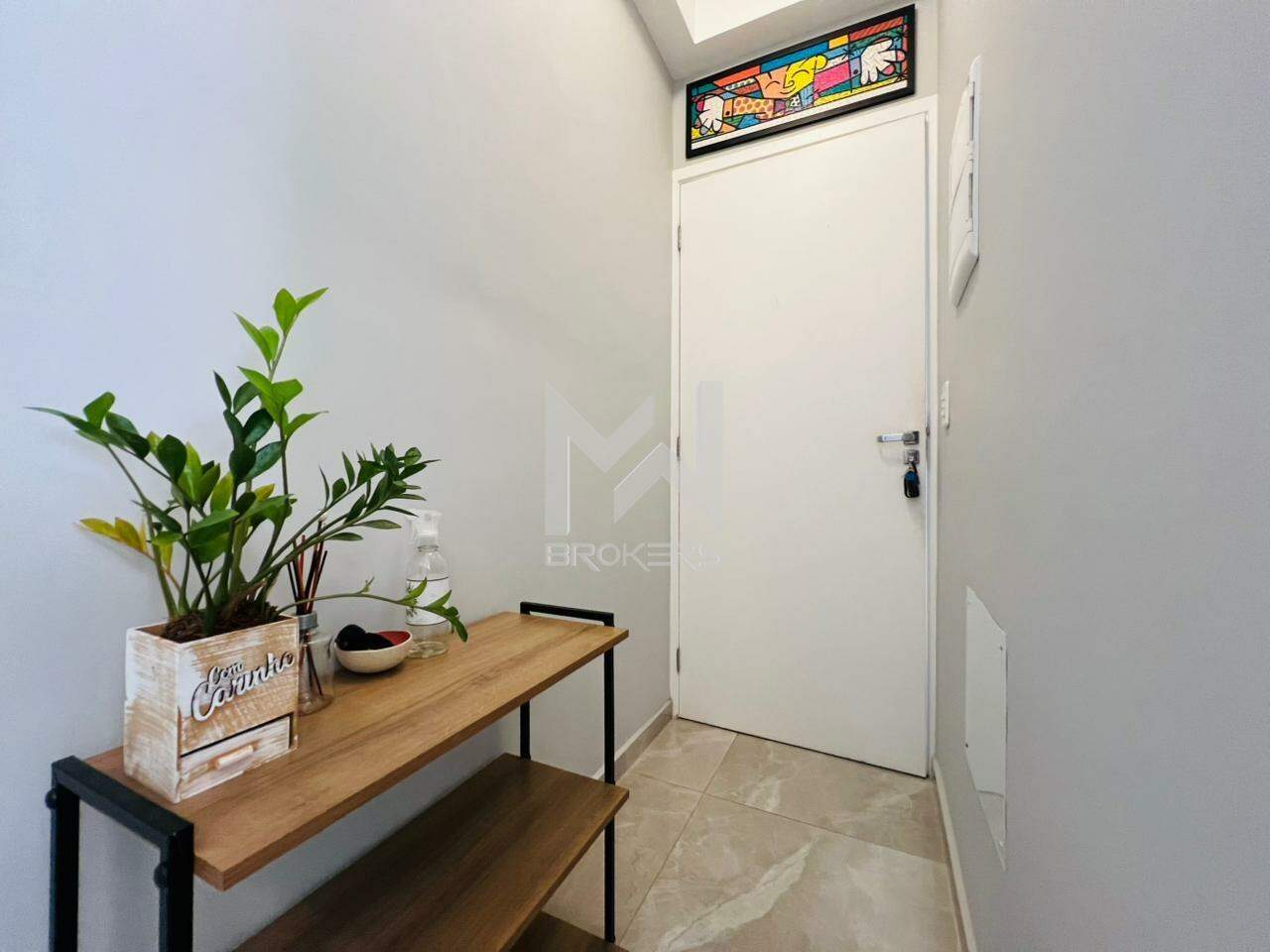 Apartamento à venda no Pinheirinho: Hall de entrada