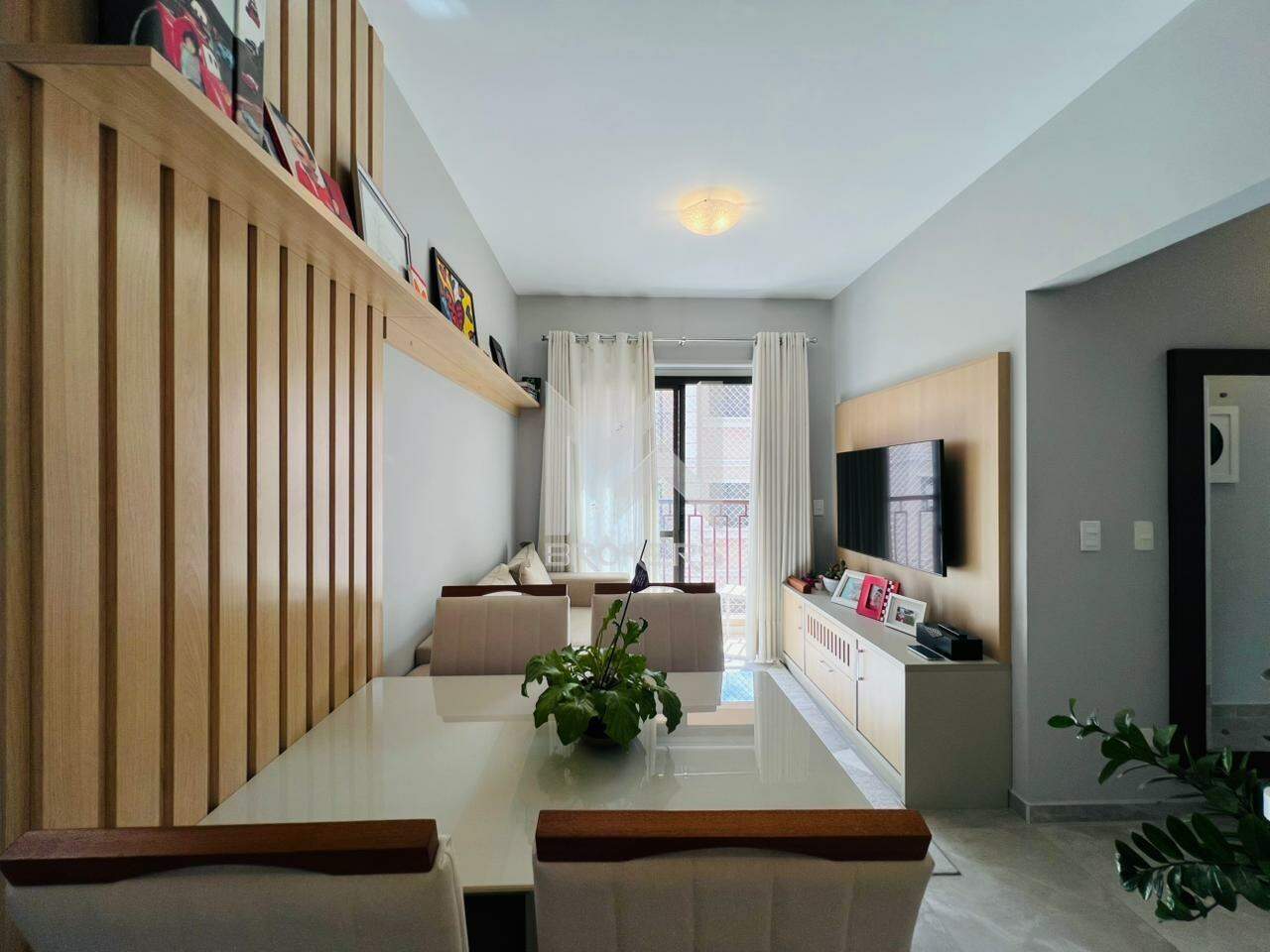 Apartamento à venda no Pinheirinho: Salas integradas