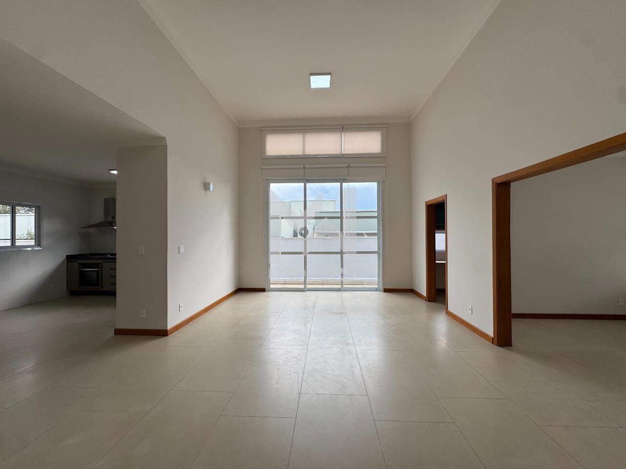 Casa em Condomínio para aluguel no Condomínio Terras de Vinhedo: Sala Estar/Jantar