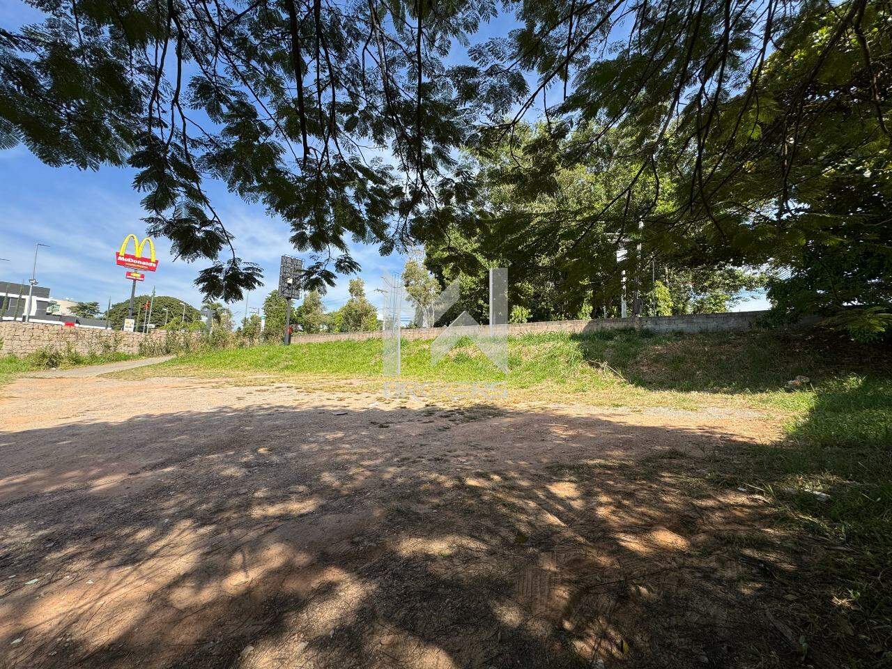 Terreno à venda no Aquários: Terreno