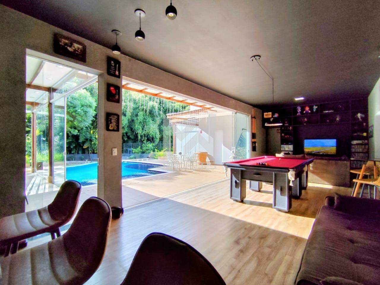 Casa à venda no Pinheirinho: 