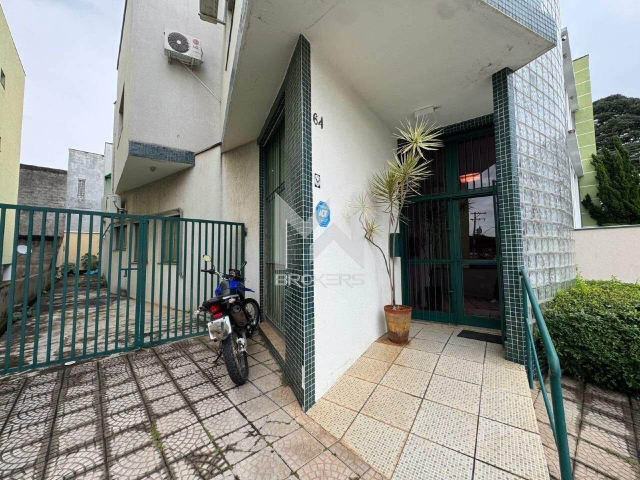 Prédio à venda no Jardim Itália: Entrada