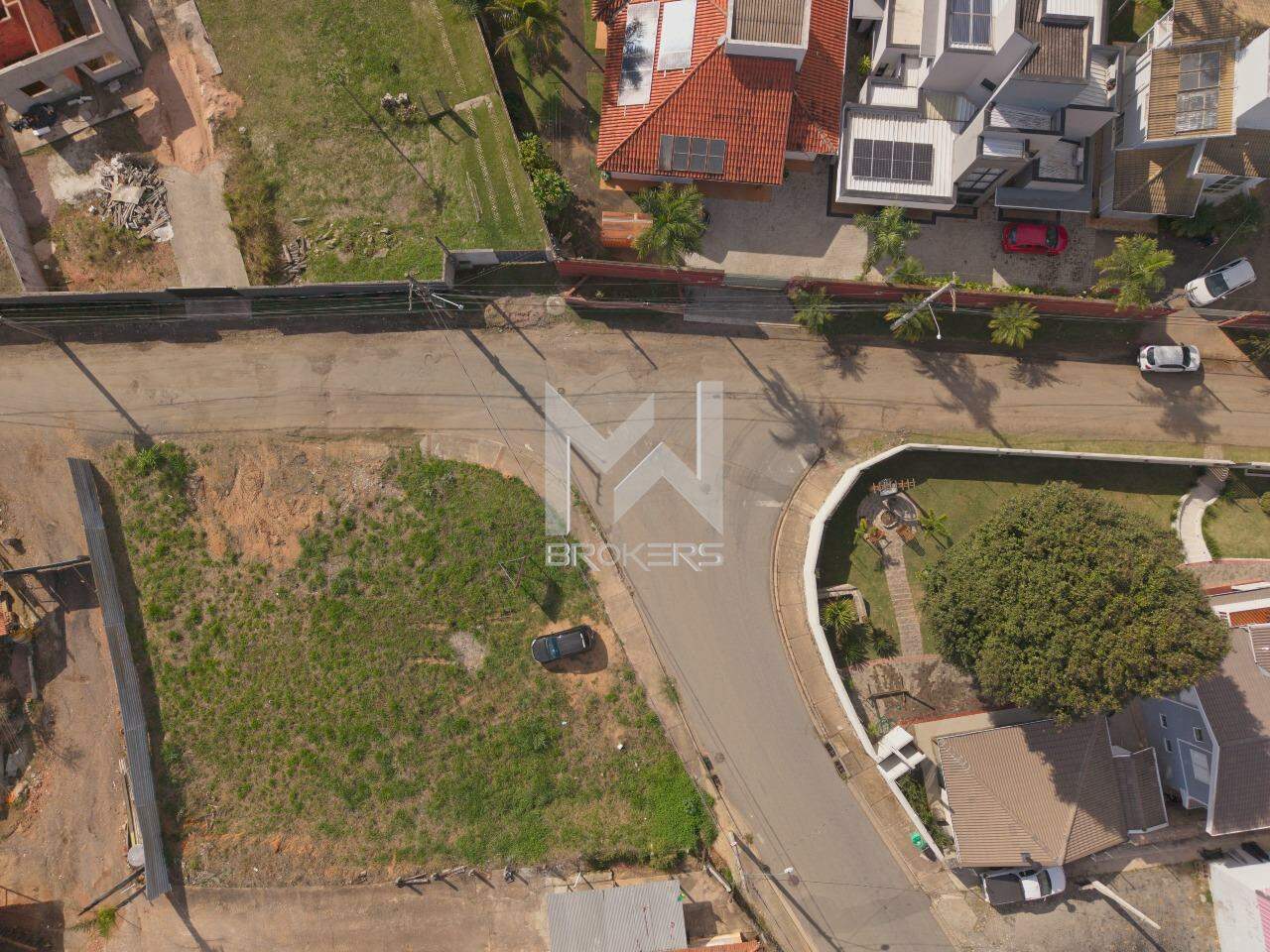Terreno à venda no Pinheirinho: 