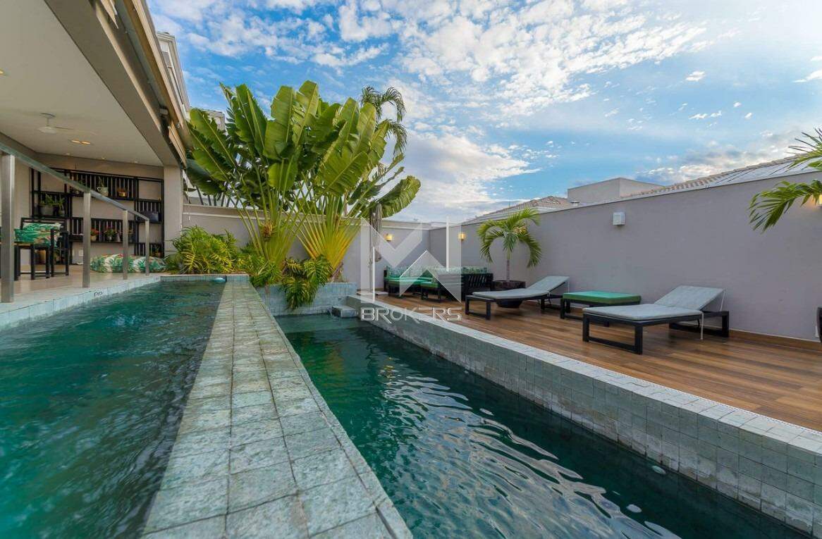 Casa em Condomínio à venda no Swiss Park: Piscina