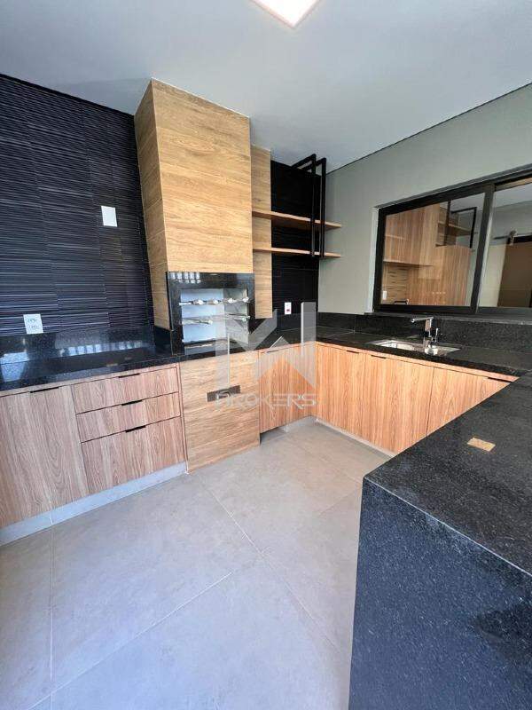 Casa em Condomínio à venda no Swiss Park: Área externa