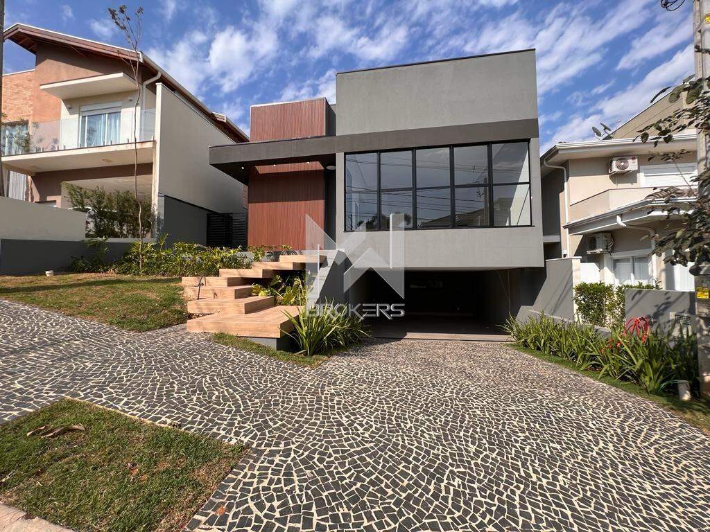 Casa em Condomínio à venda no Swiss Park: Fachada