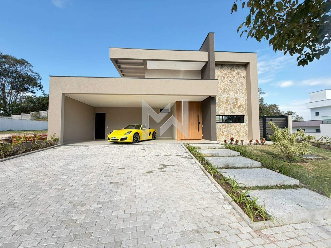 Casa em Condomínio à venda no Santa Cândida: Fachada