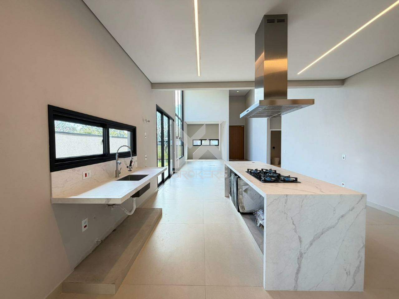 Casa em Condomínio à venda no Santa Cândida: Cozinha