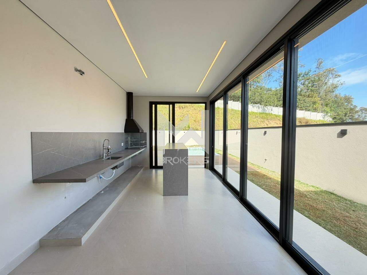 Casa em Condomínio à venda no Santa Cândida: Área gourmet