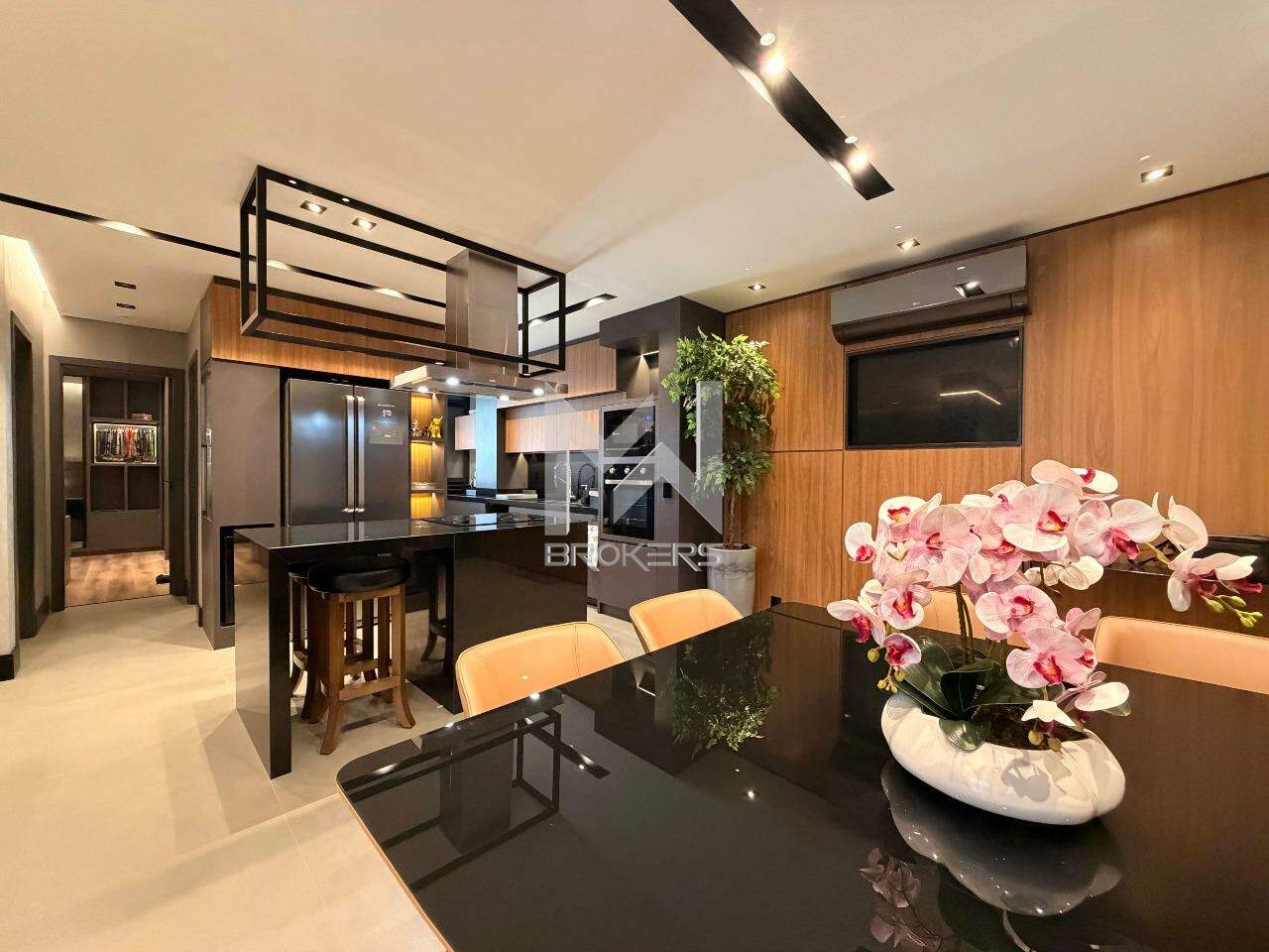 Apartamento à venda no Capela: Salas integradas