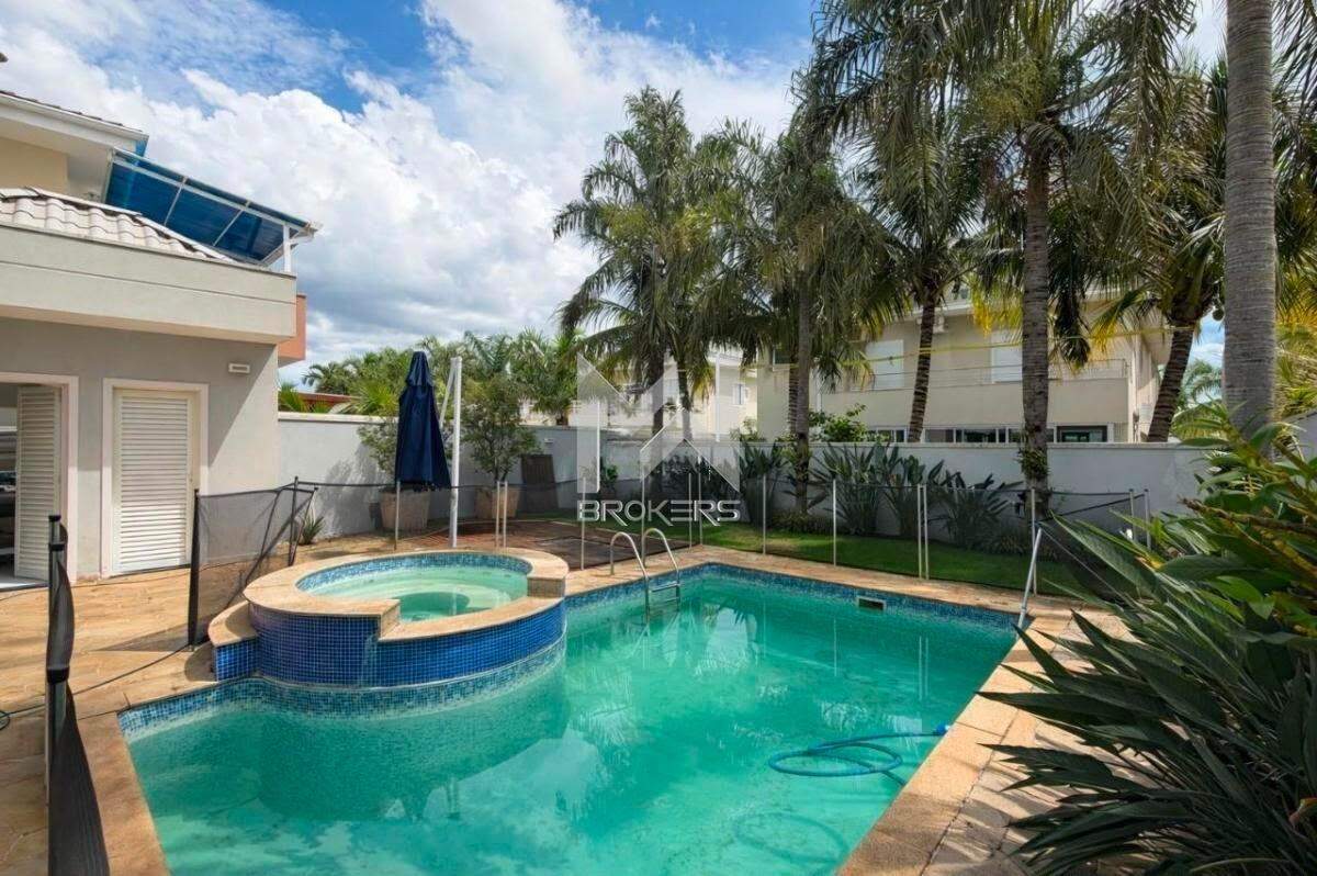 Casa em Condomínio para aluguel no Swiss Park: Piscina