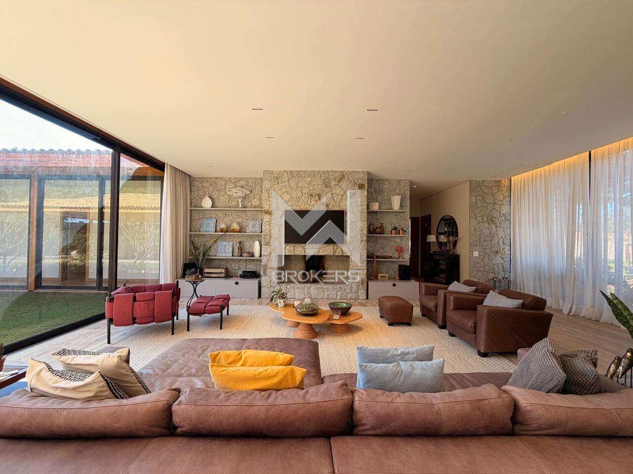 Casa em Condomínio à venda no Fazenda Santo Antonio Haras Larissa: Living