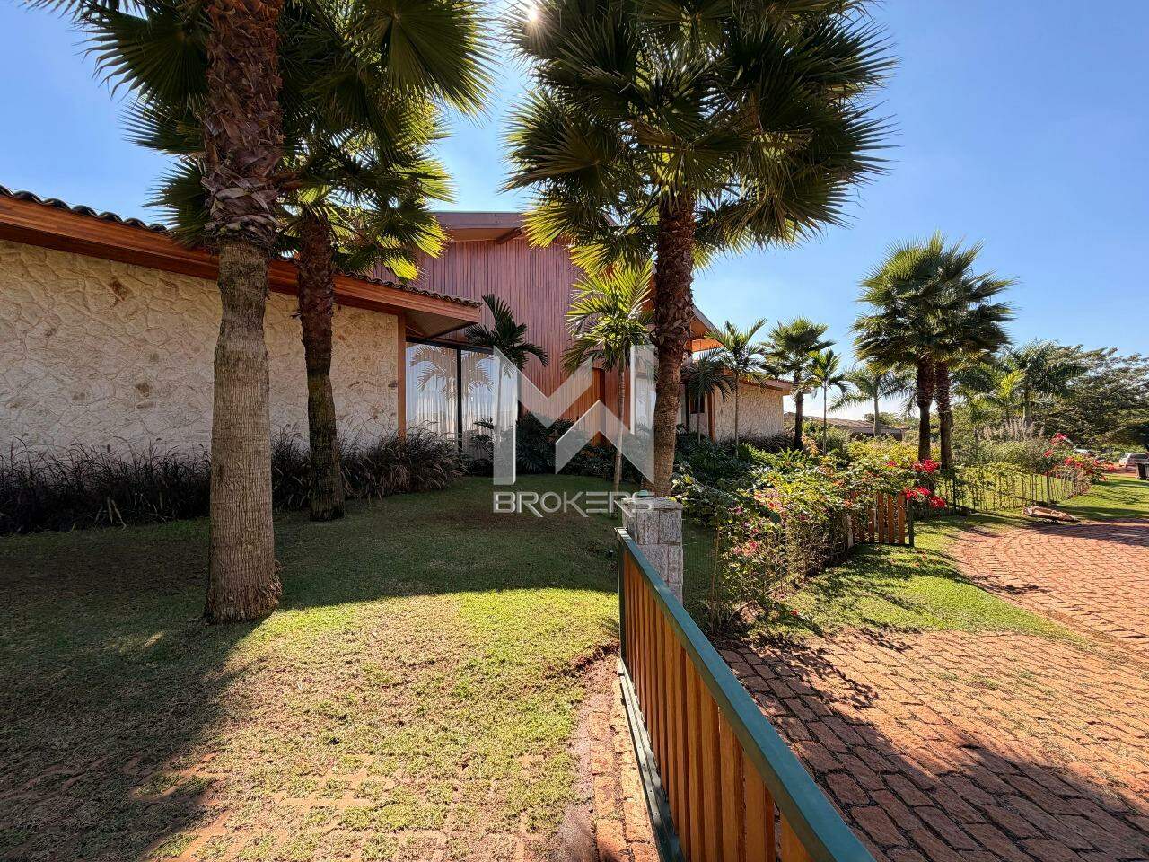 Casa em Condomínio à venda no Fazenda Santo Antonio Haras Larissa: Entrada