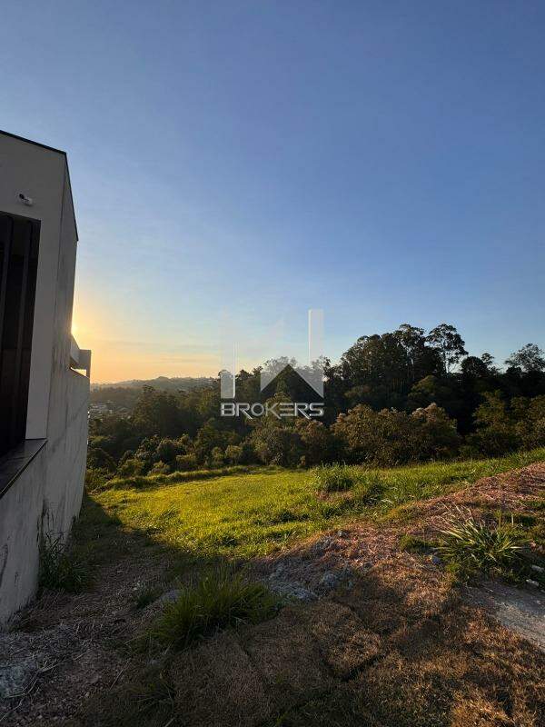 Terreno à venda no Santa Isabel: Terreno