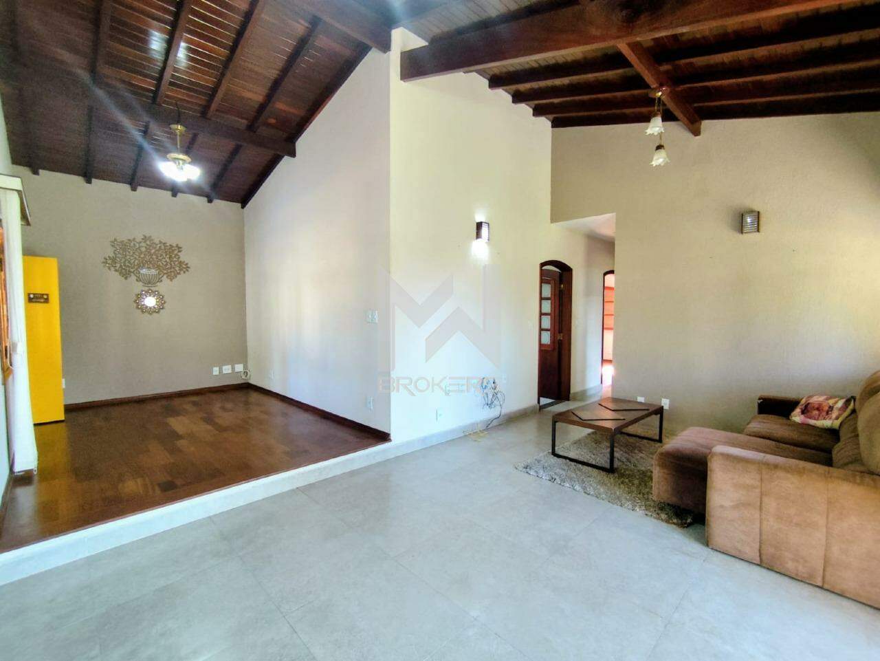 Casa em Condomínio à venda no Vista Alegre: 