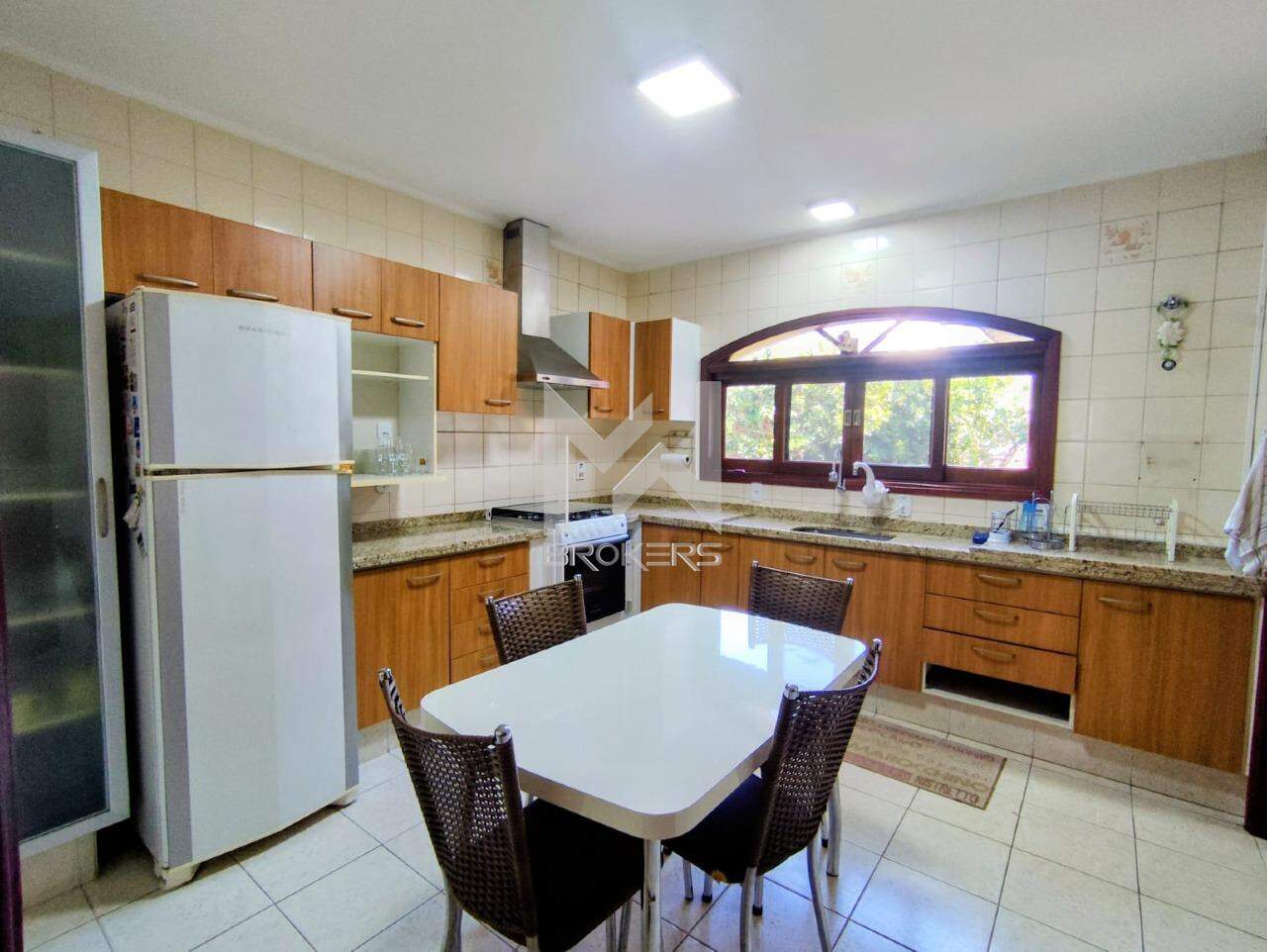 Casa em Condomínio à venda no Vista Alegre: 