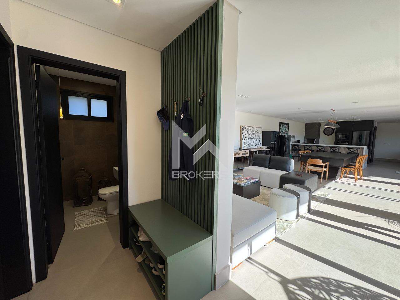 Casa em Condomínio à venda no Condomínio Campo de Toscana: Hall Entrada