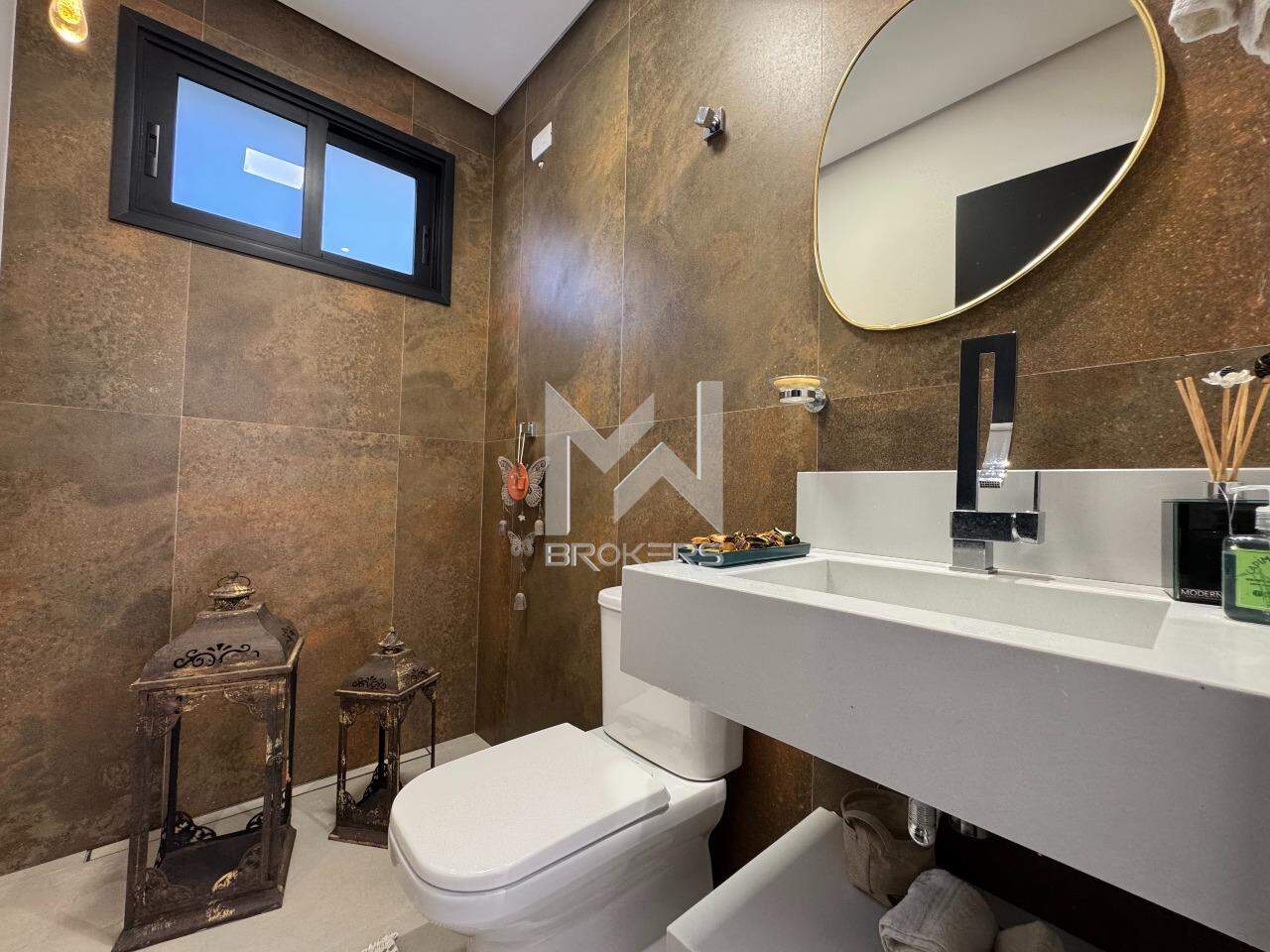 Casa em Condomínio à venda no Condomínio Campo de Toscana: Lavabo