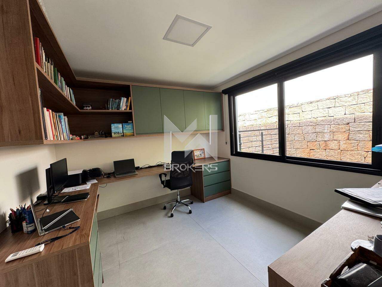 Casa em Condomínio à venda no Condomínio Campo de Toscana: Escritório