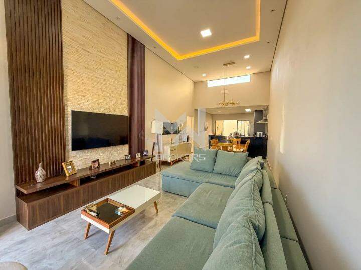 Casa à venda no Bosque: Sala de estar