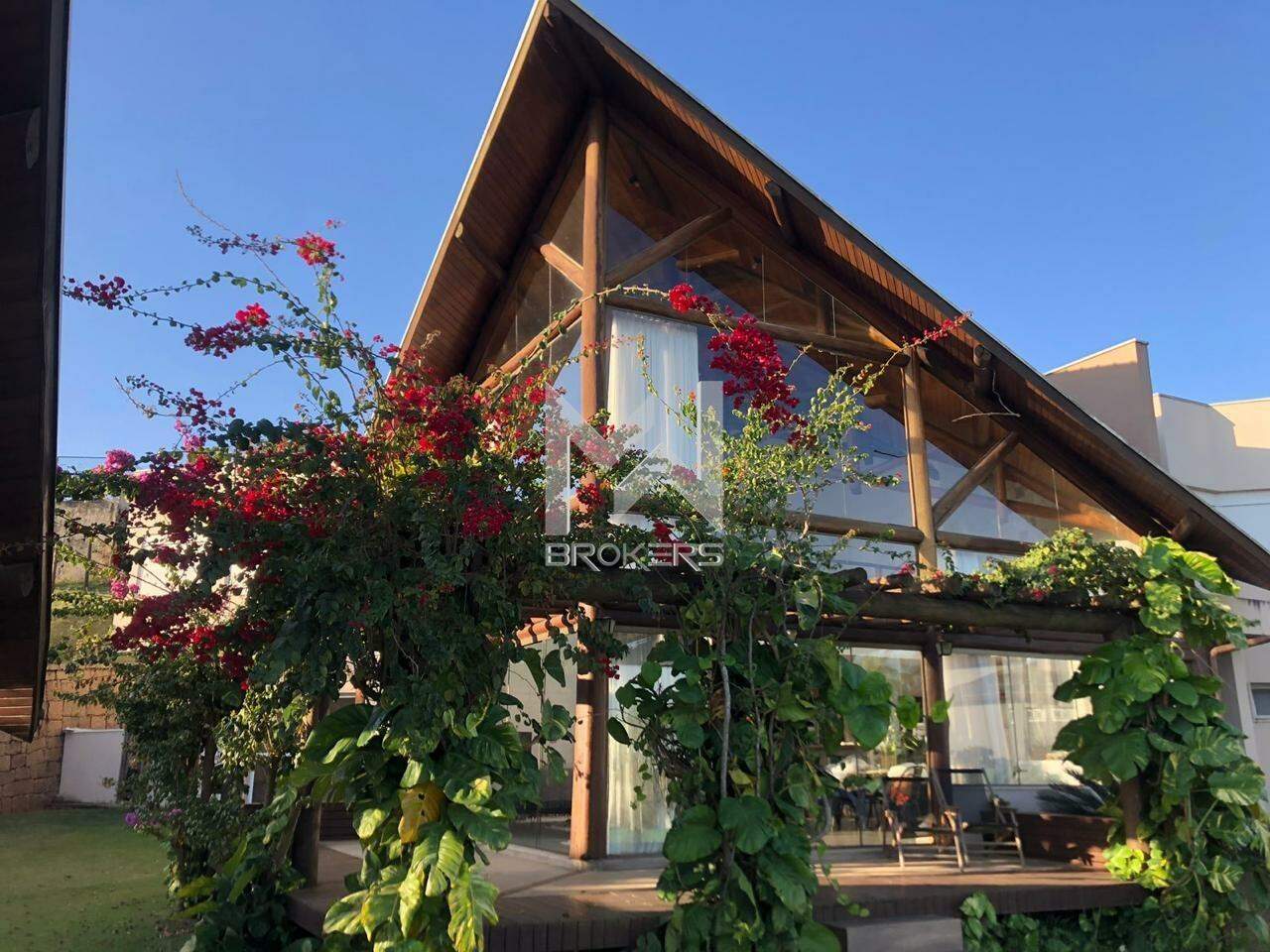 Casa em Condomínio à venda no Condomínio Jardim Primavera: Fachada