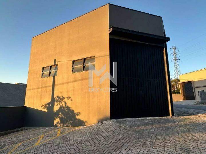 Galpão para aluguel no Santa Claudina: Fachada