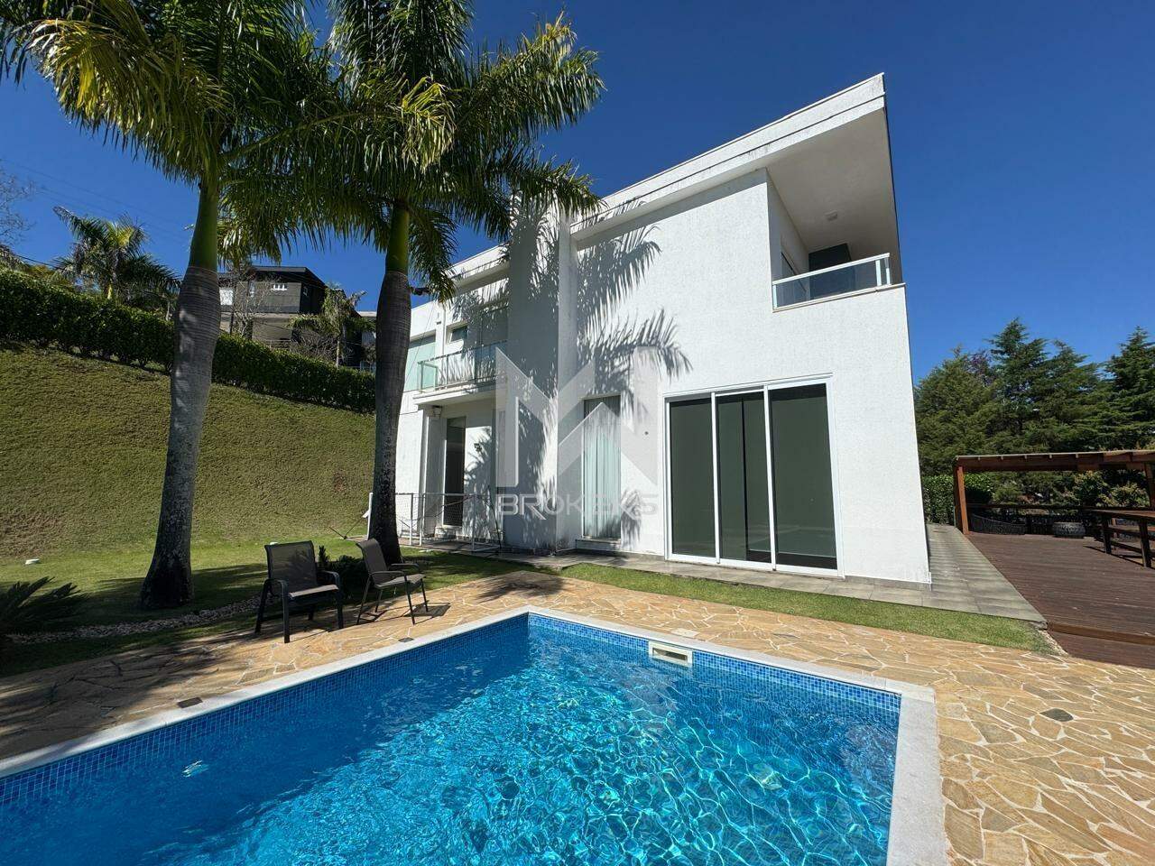 Casa em Condomínio à venda no Condomínio Jardim Primavera: Piscina