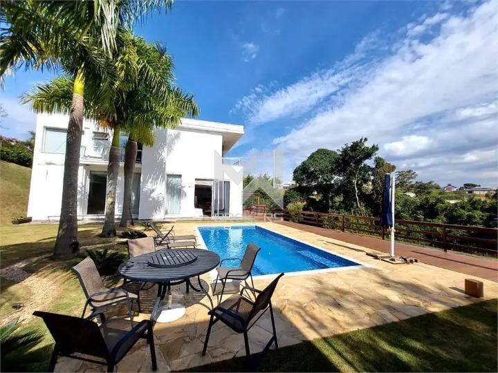 Casa em Condomínio à venda no Condomínio Jardim Primavera: Piscina
