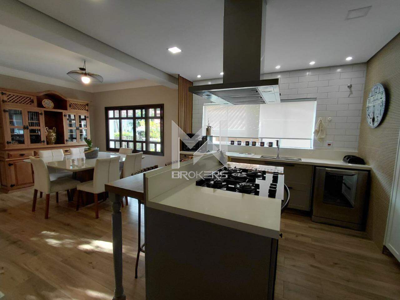 Casa em Condomínio à venda no Jardim Europa: Cozinha