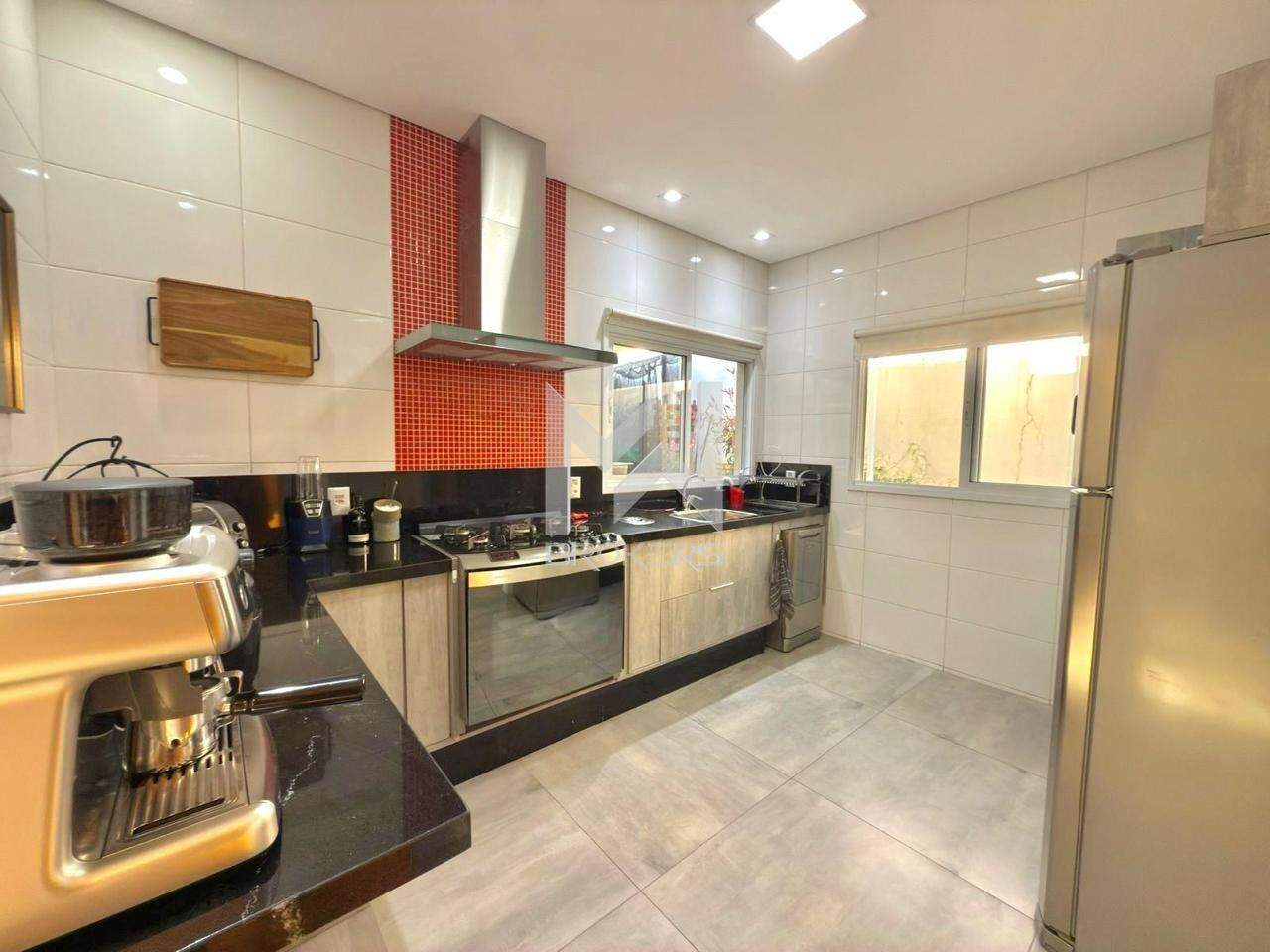 Casa em Condomínio à venda no Condominio Vila Hipica: Cozinha