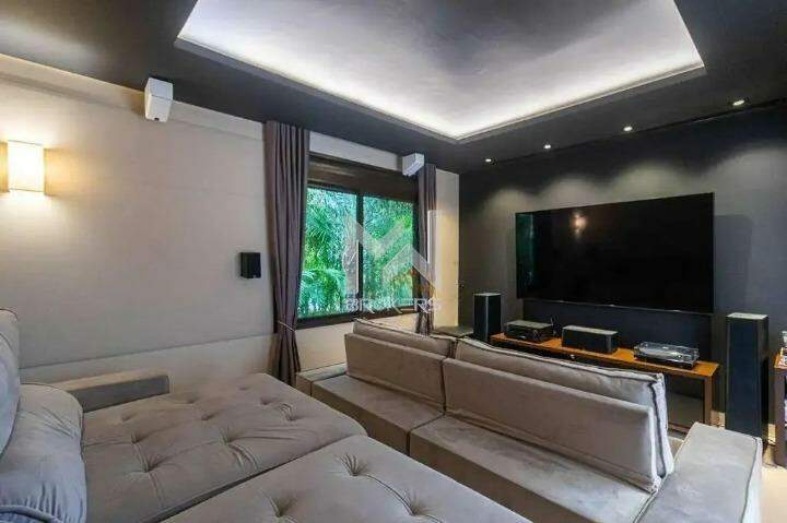 Casa em Condomínio à venda no Swiss Park: Sala de cinema