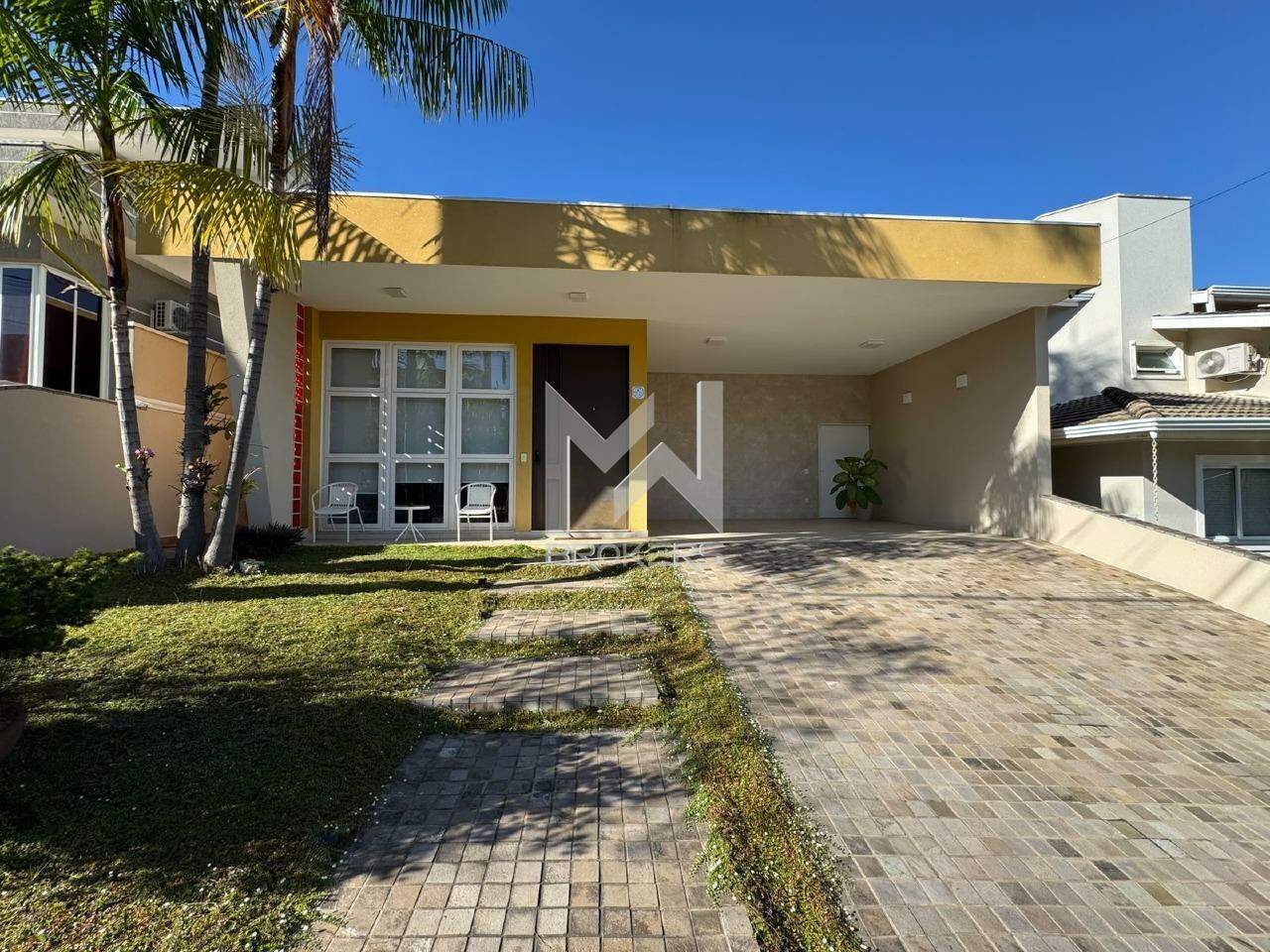 Casa em Condomínio à venda no Loteamento Recanto dos Paturis: Fachada