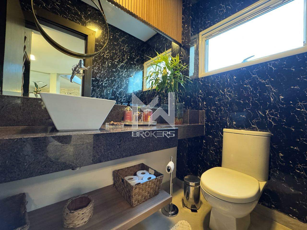 Casa em Condomínio à venda no São Joaquim: Lavabo