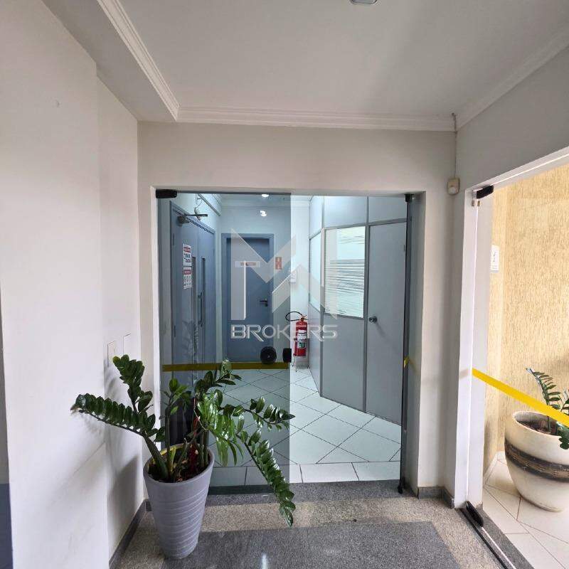 Prédio para aluguel no Santa Rosa: Entrada