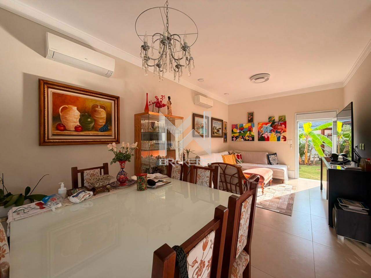Casa em Condomínio para aluguel no Monte Alegre: Sala de jantar