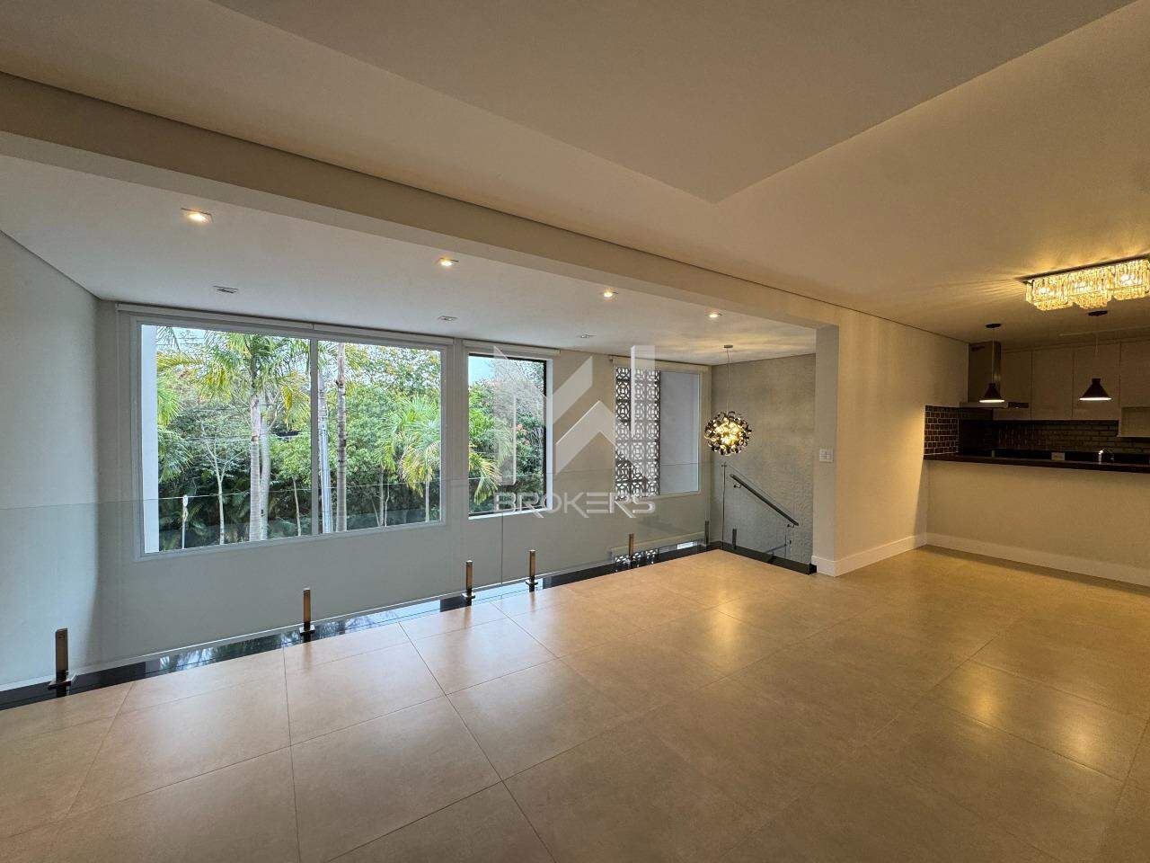 Casa em Condomínio à venda no Condomínio Villa Lombarda: Sala de Estar / Jantar